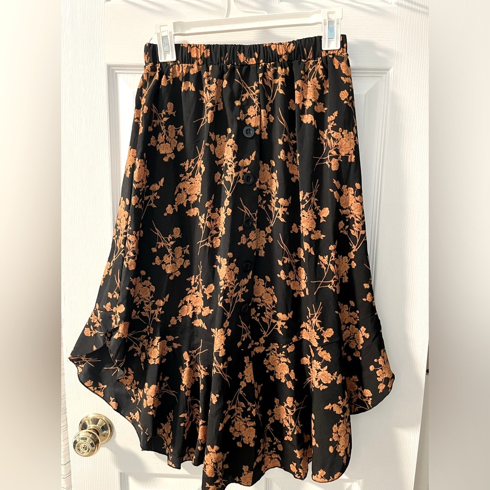 Mid calf length skirt with floral pattern
